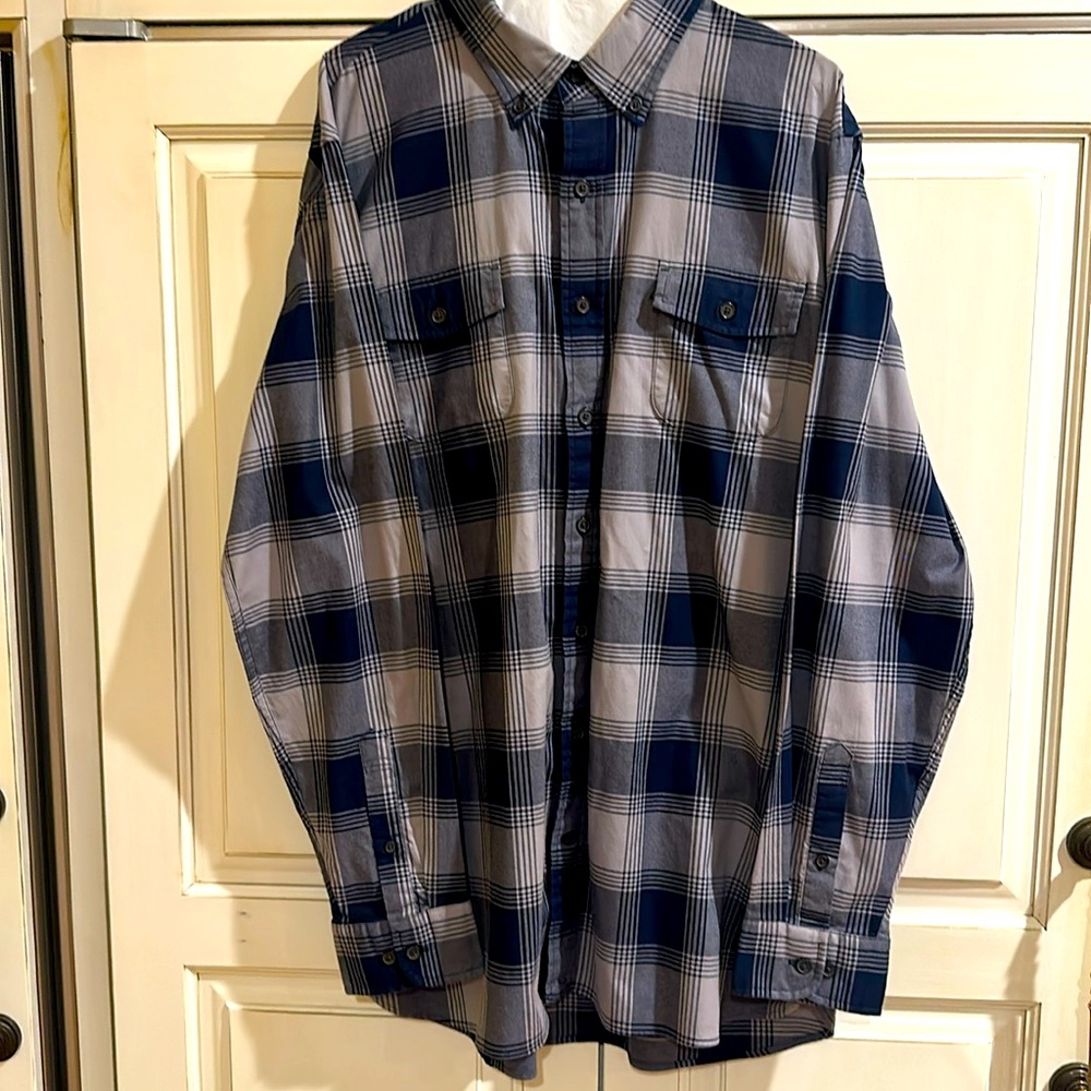 LANDS’ END MENS BLUE & GRAY TRADITIONAL FIT PLAID SHIRT WITH BUTTONED POCKETS